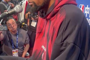 杜兰特：NBA需要欧文！很高兴能在他久违复出之际与他同场竞技